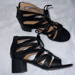 Lane Bryant‎ black chunky heel strap lace up sandals